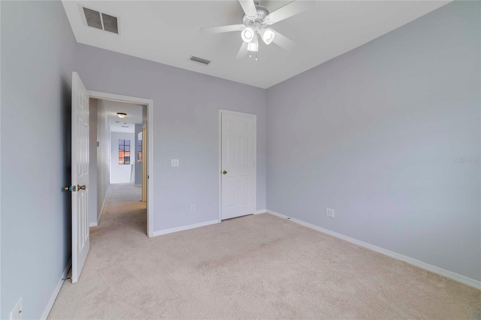 1037 BLACKWATER DR, WESLEY CHAPEL, FL, 33543