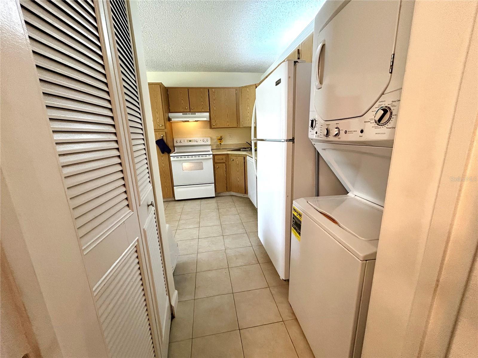 1423 PINE GLEN LN #D2, TARPON SPRINGS, FL, 34688
