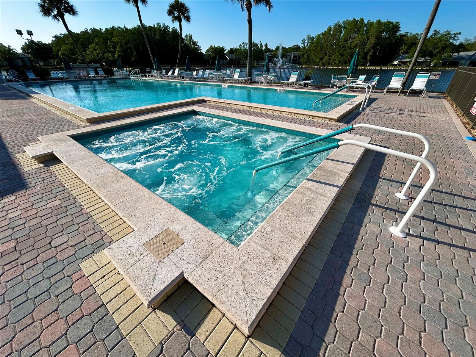 1423 PINE GLEN LN #D2, TARPON SPRINGS, FL, 34688