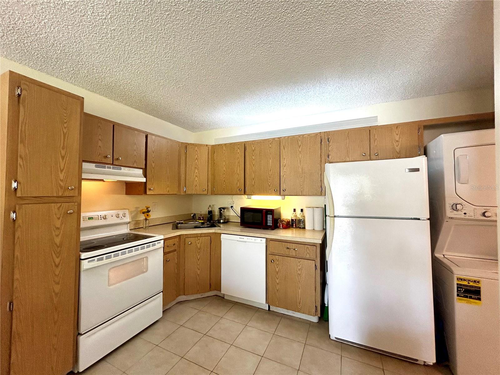 1423 PINE GLEN LN #D2, TARPON SPRINGS, FL, 34688