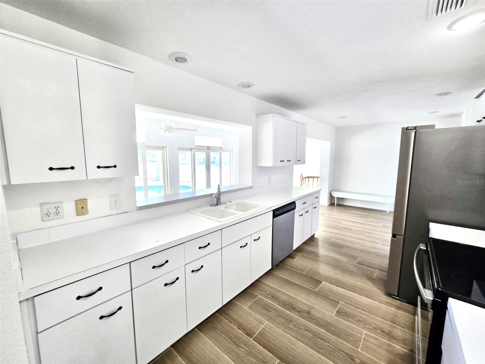 502 PALM DR, LARGO, FL, 33770