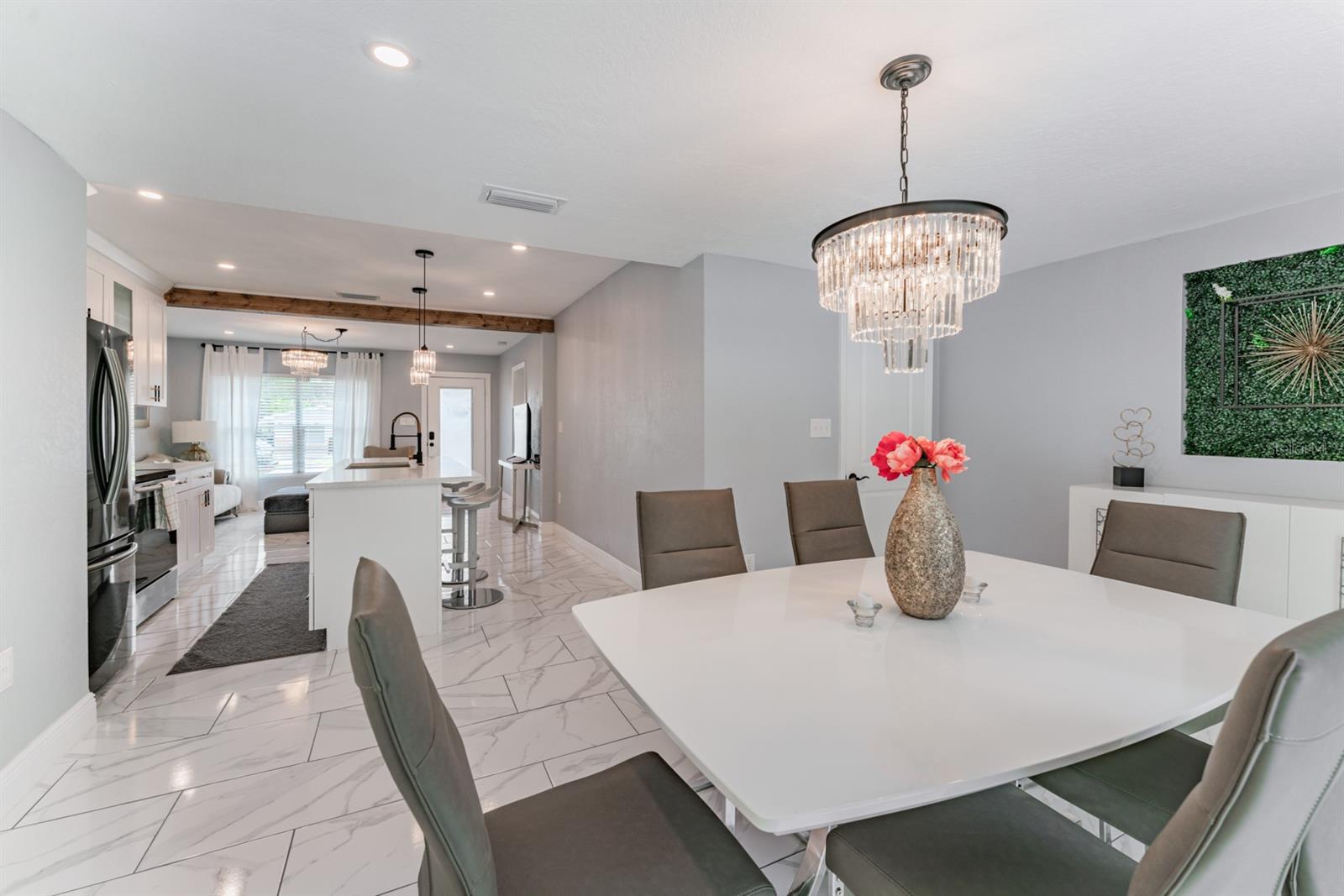 2915 E CRAWFORD ST, TAMPA, FL, 33610