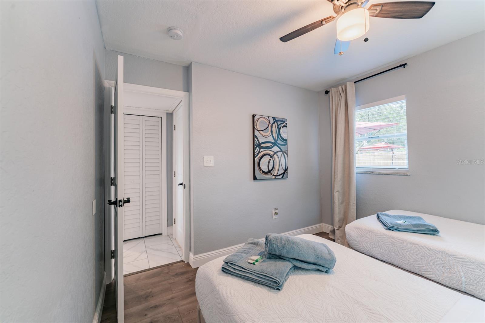 2915 E CRAWFORD ST, TAMPA, FL, 33610