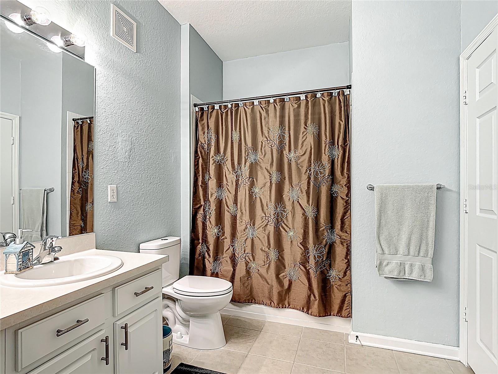 2781 ALMATON LOOP #404, KISSIMMEE, FL, 34747