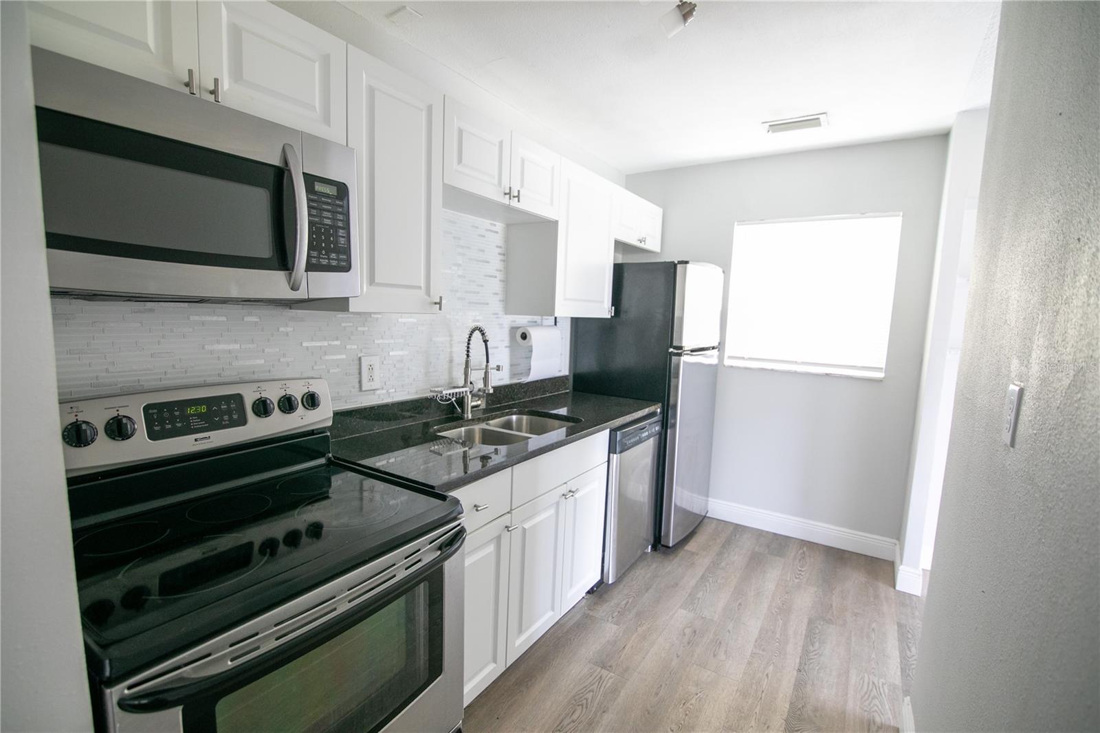 1831 AARON AVE, ORLANDO, FL, 32811