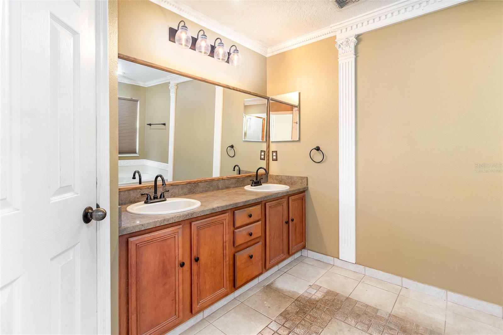 1300 HOLLY GLEN RUN, APOPKA, FL, 32703