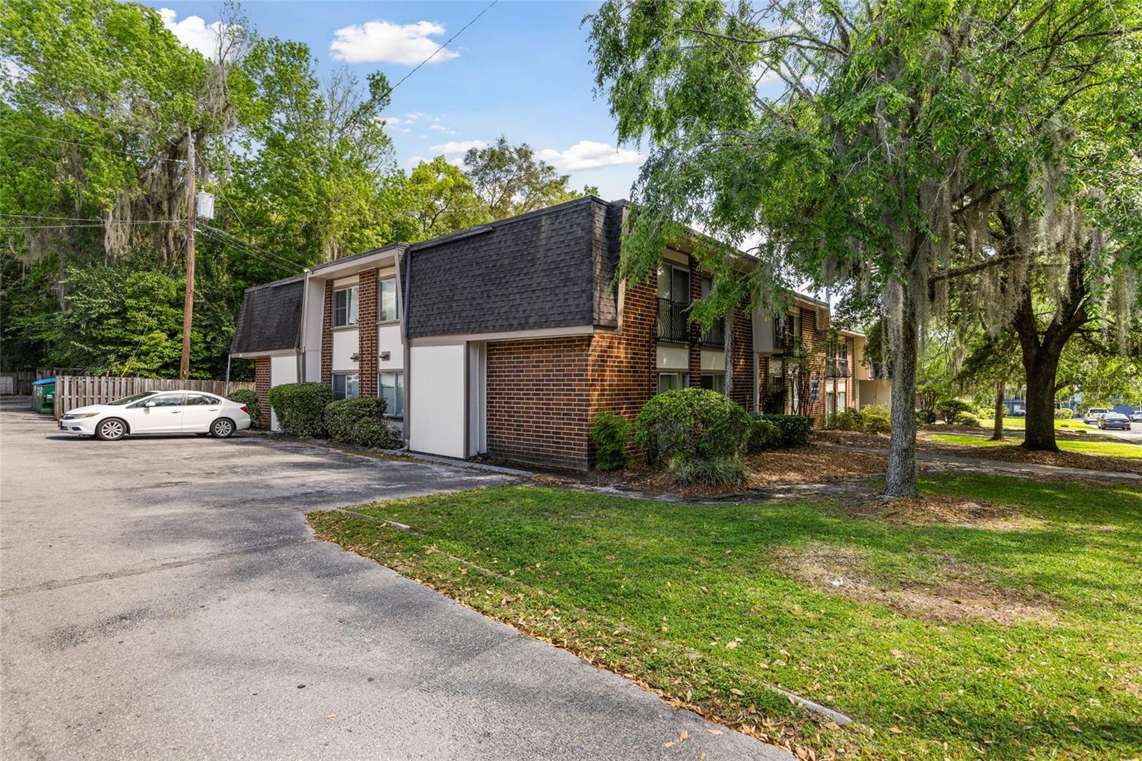 1700 SW 16TH CT #B-28, GAINESVILLE, FL, 32608