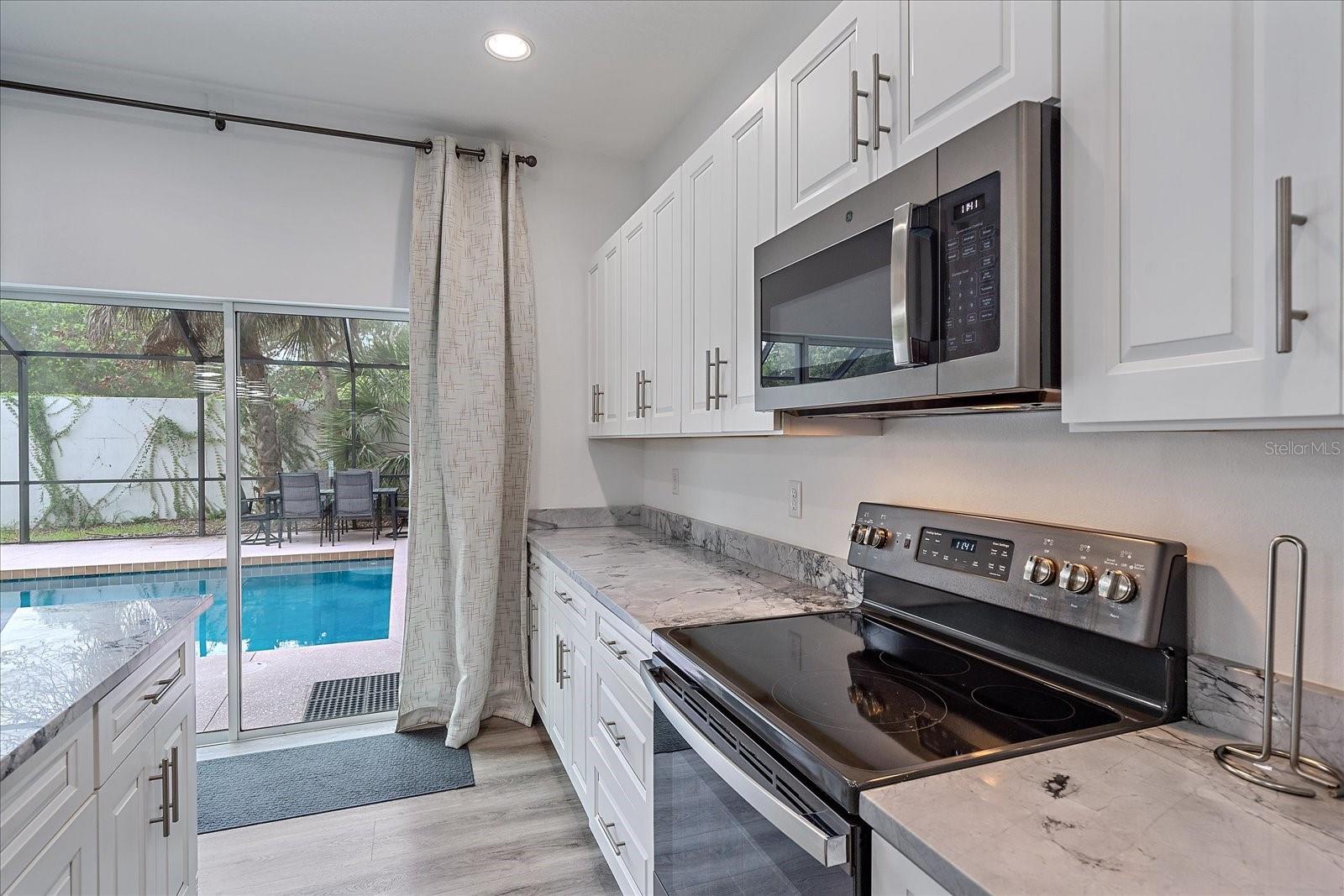 1807 ROBINHOOD ST, SARASOTA, FL, 34231