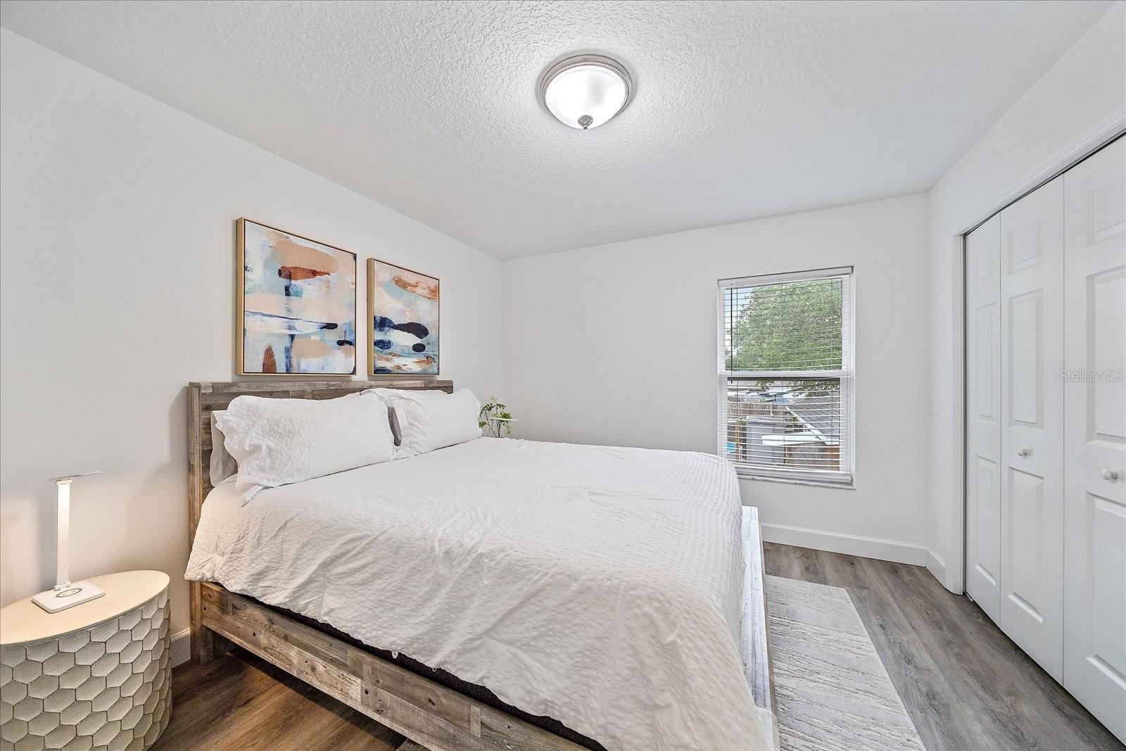 1807 ROBINHOOD ST, SARASOTA, FL, 34231