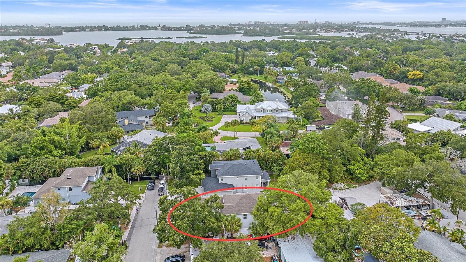 1807 ROBINHOOD ST, SARASOTA, FL, 34231