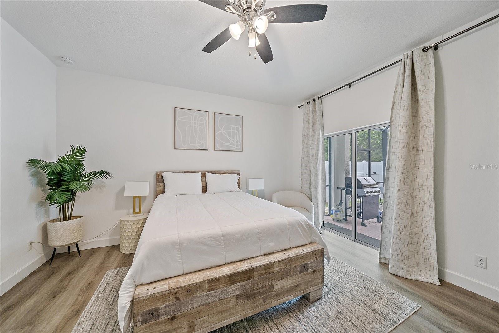 1807 ROBINHOOD ST, SARASOTA, FL, 34231