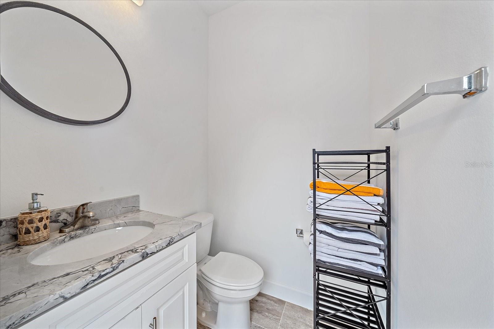 1807 ROBINHOOD ST, SARASOTA, FL, 34231