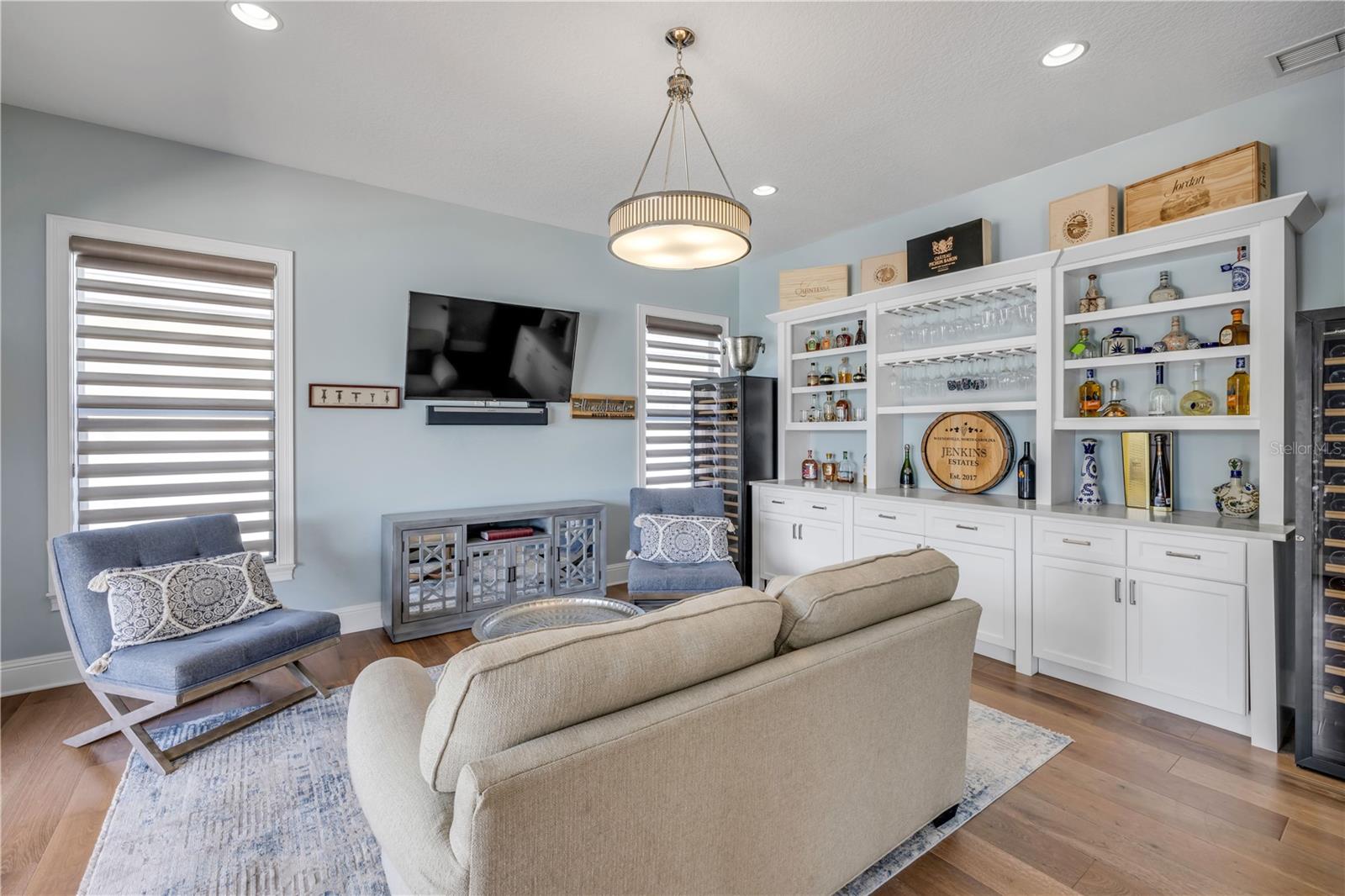 1212 COMMODORE DR, NEW SMYRNA BEACH, FL, 32168