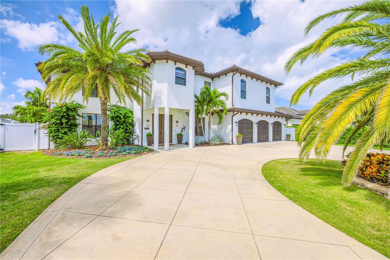 1212 COMMODORE DR, NEW SMYRNA BEACH, FL, 32168