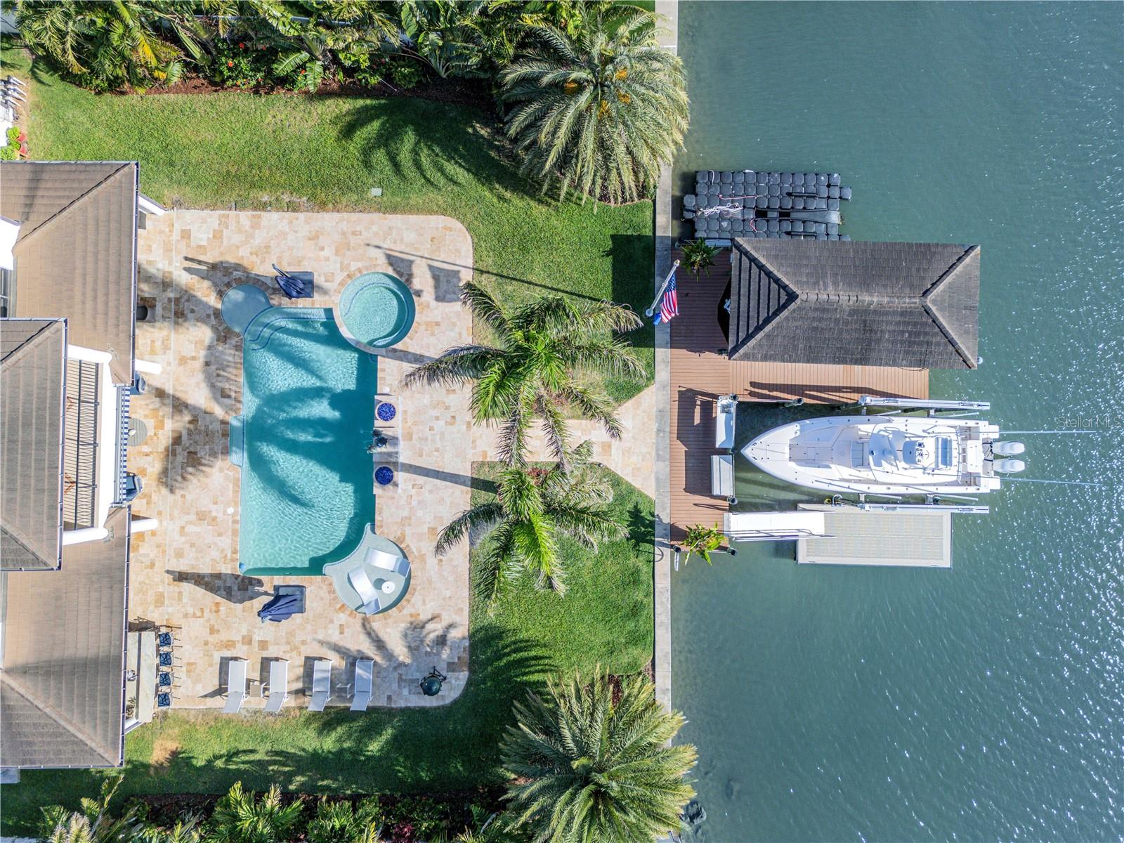 1212 COMMODORE DR, NEW SMYRNA BEACH, FL, 32168