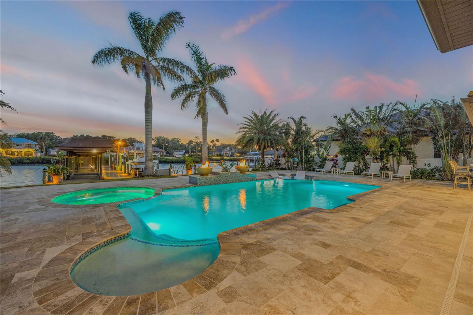 1212 COMMODORE DR, NEW SMYRNA BEACH, FL, 32168