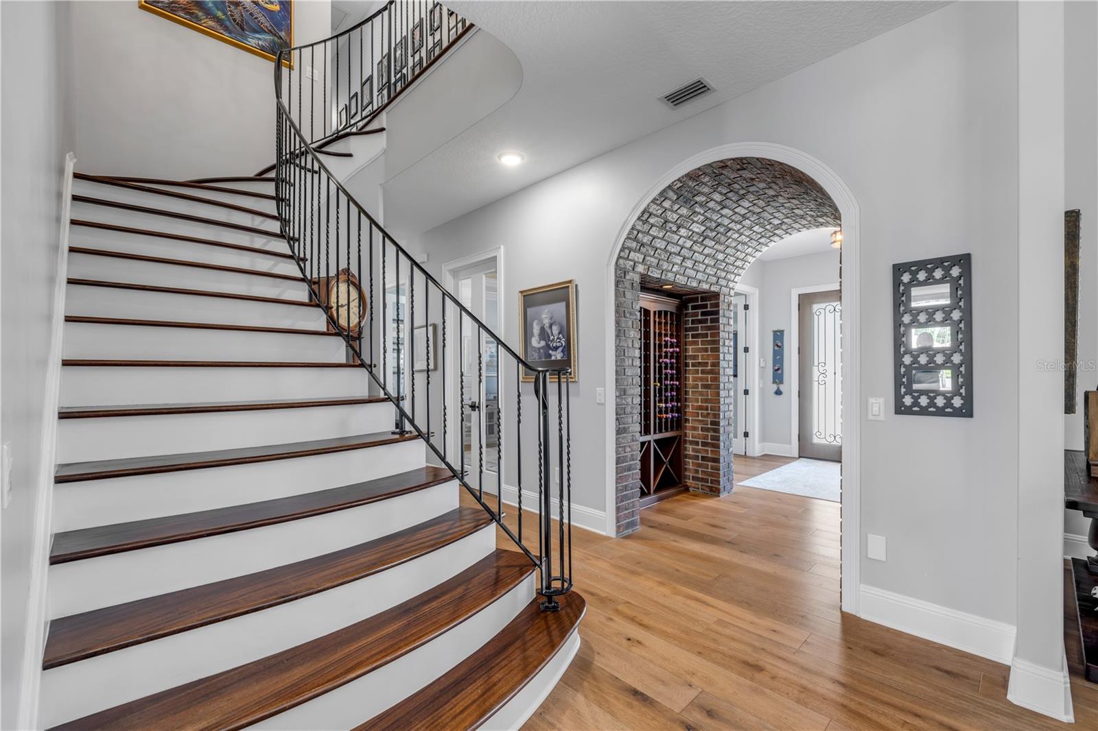 1212 COMMODORE DR, NEW SMYRNA BEACH, FL, 32168