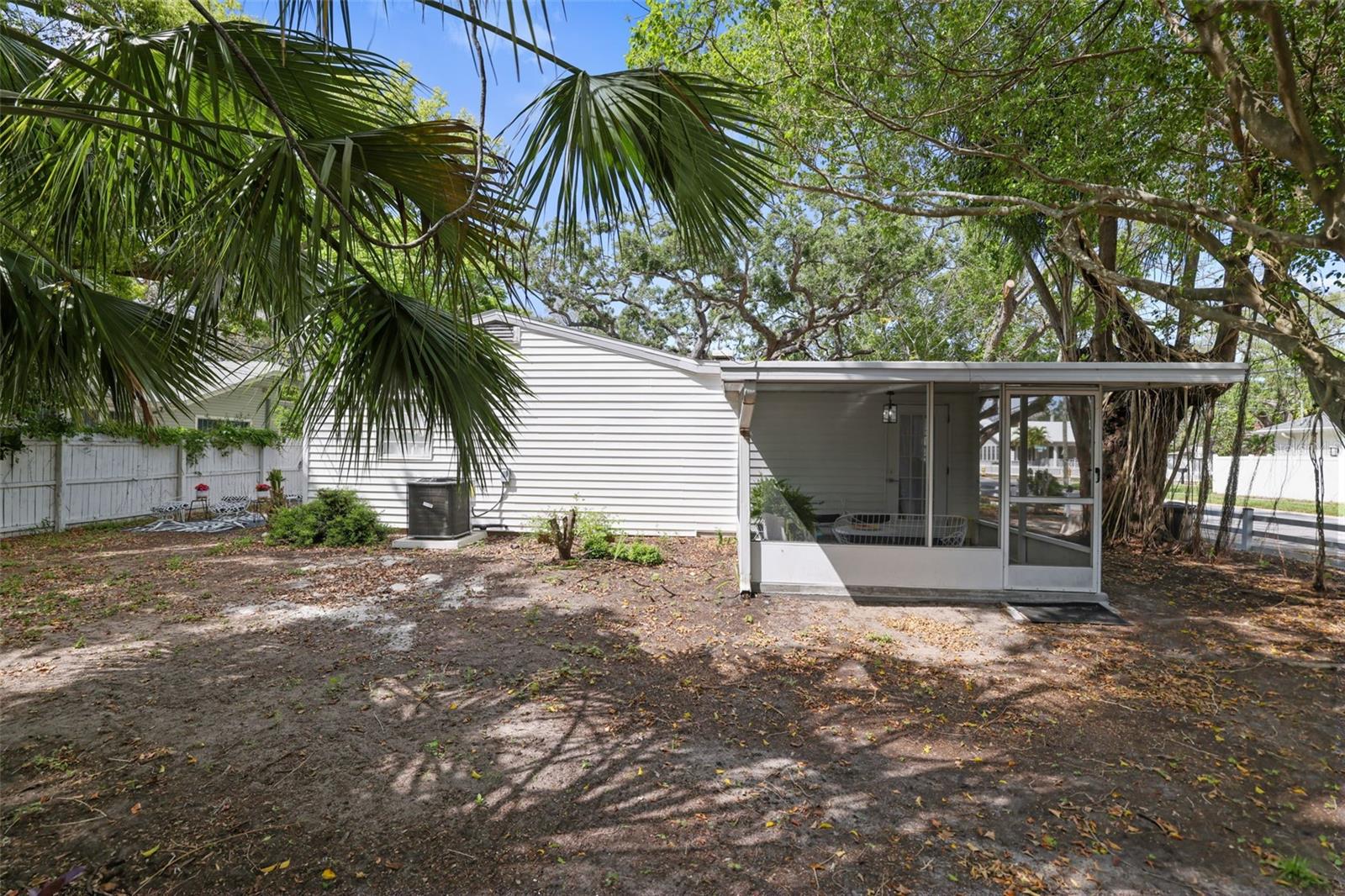 559 SCOTLAND ST, DUNEDIN, FL, 34698