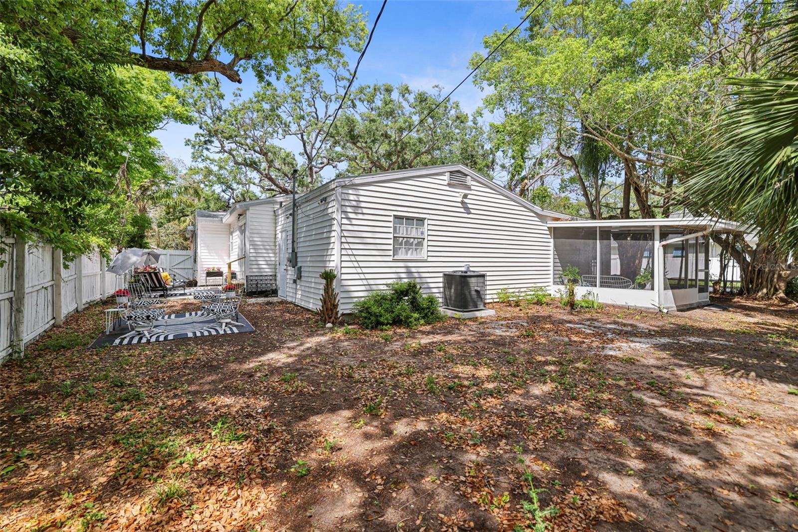 559 SCOTLAND ST, DUNEDIN, FL, 34698
