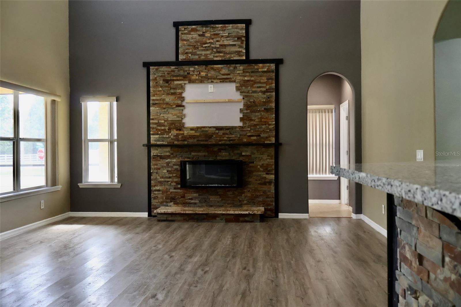369 JAMES CIR, LAKE ALFRED, FL, 33850