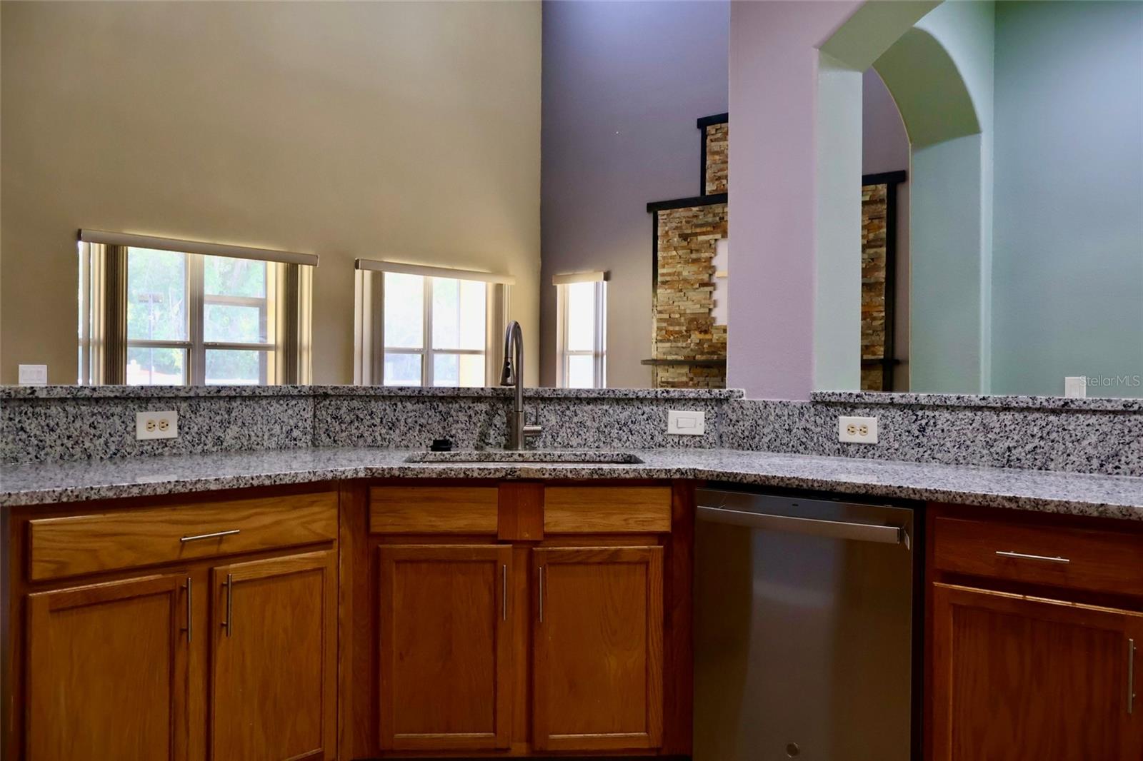 369 JAMES CIR, LAKE ALFRED, FL, 33850