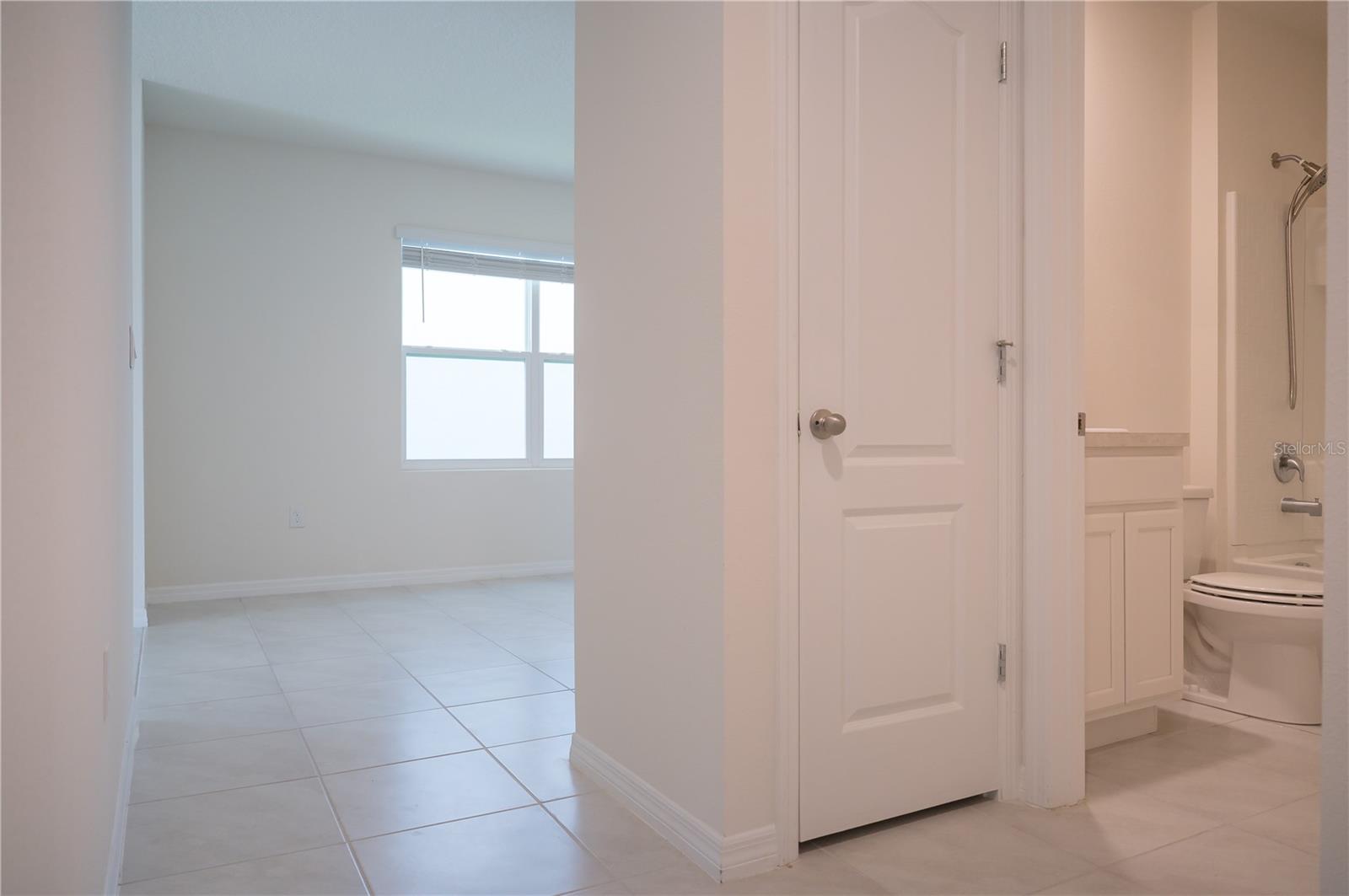 3933 ANGOLA LN, SANFORD, FL, 32771