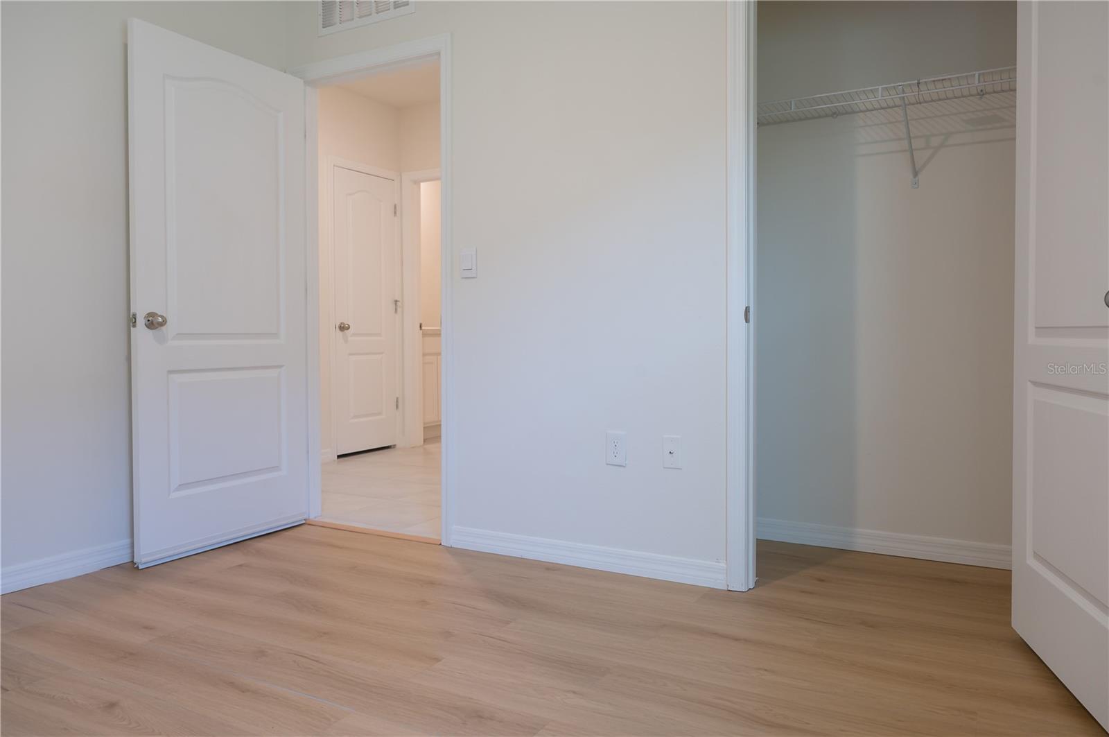 3933 ANGOLA LN, SANFORD, FL, 32771
