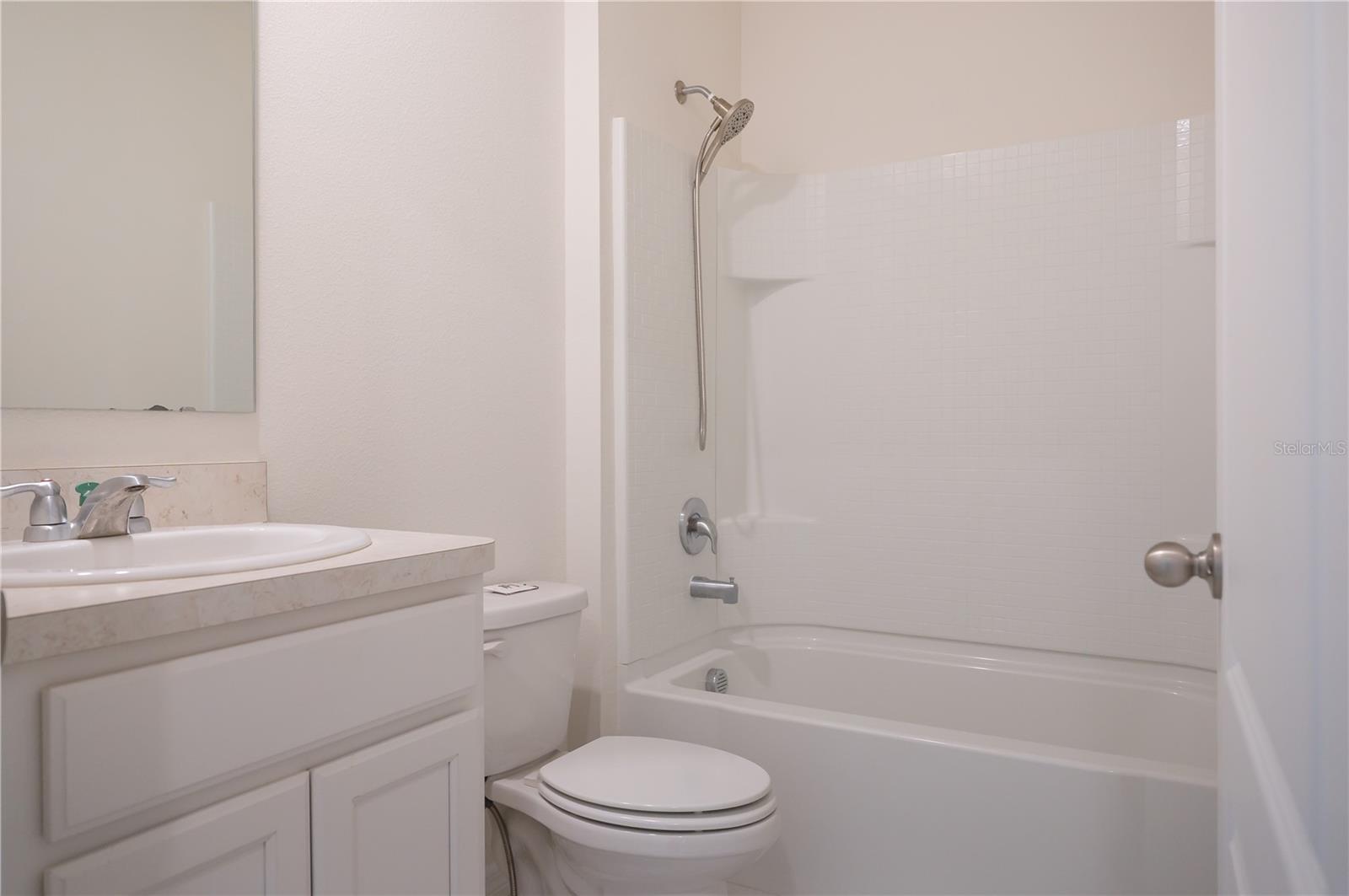 3933 ANGOLA LN, SANFORD, FL, 32771