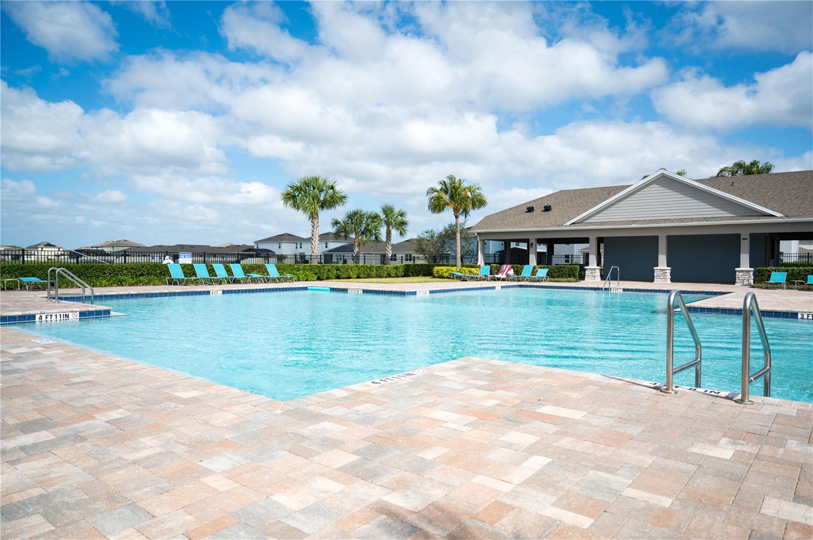 3933 ANGOLA LN, SANFORD, FL, 32771