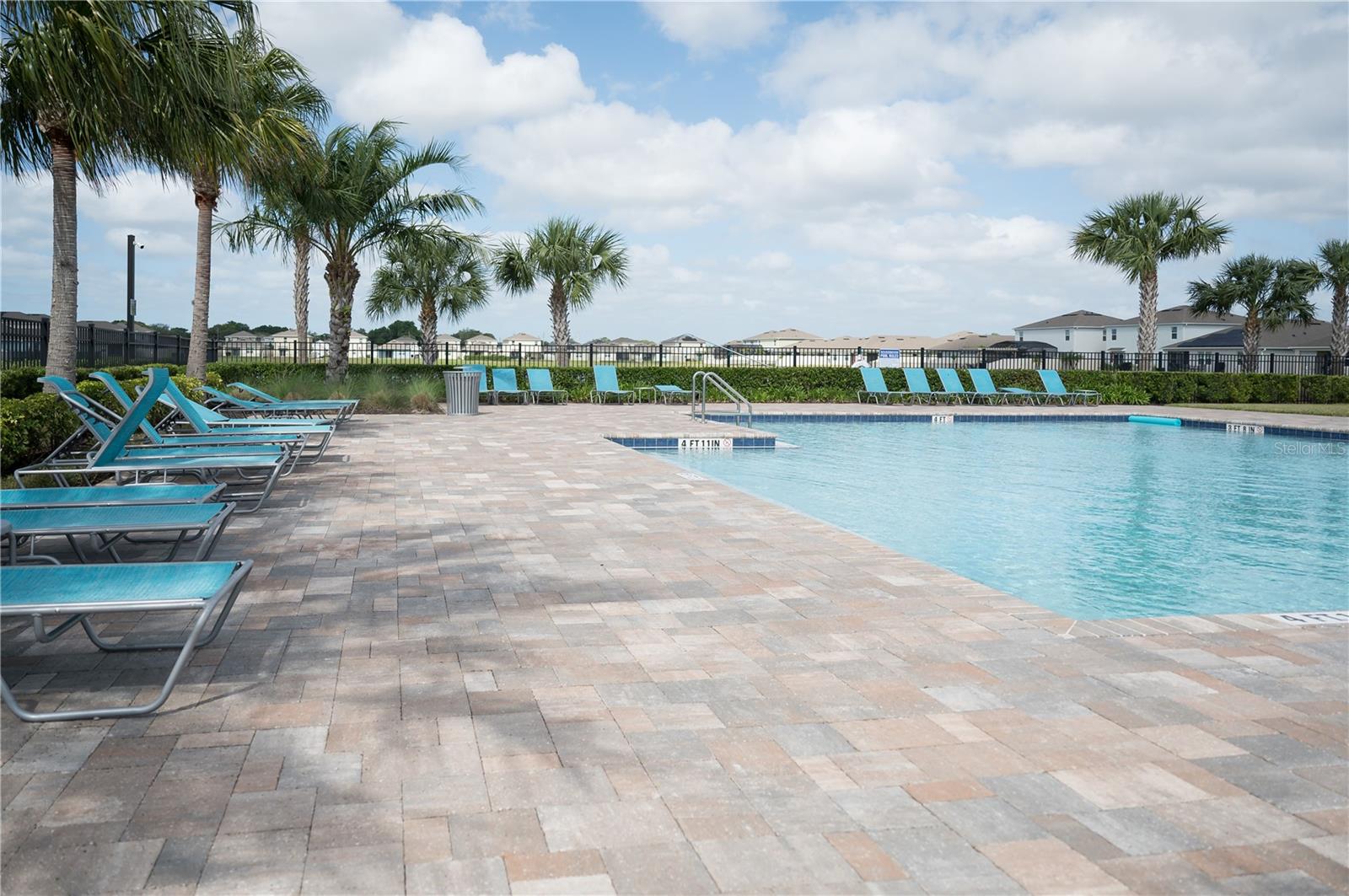 3933 ANGOLA LN, SANFORD, FL, 32771
