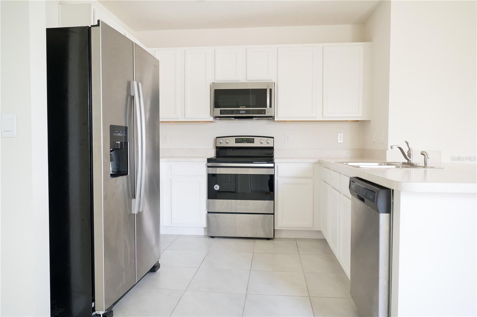 3933 ANGOLA LN, SANFORD, FL, 32771