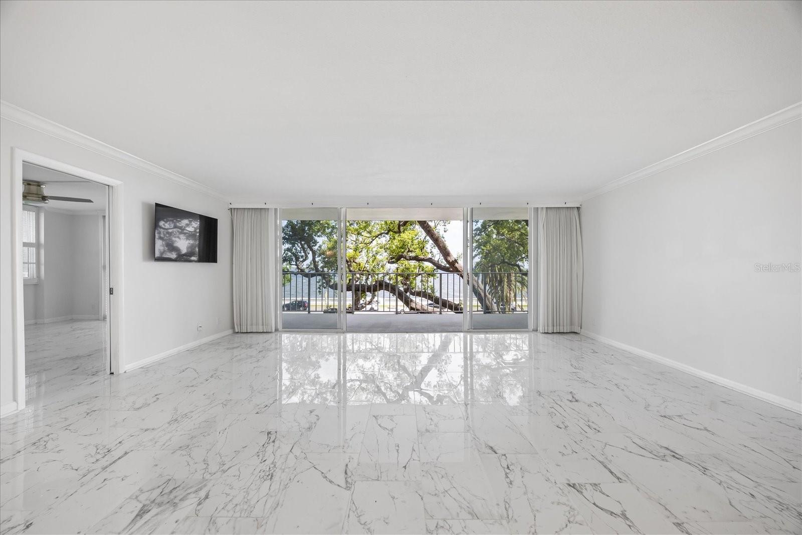 2611 BAYSHORE BLVD #207, TAMPA, FL, 33629