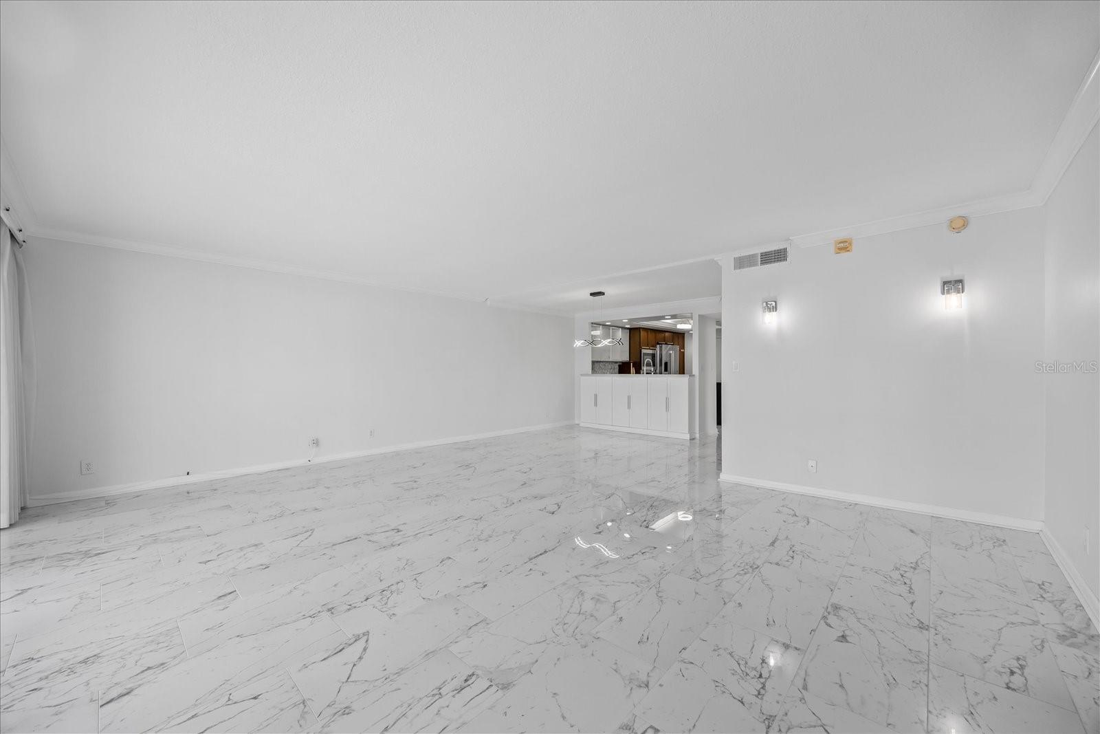 2611 BAYSHORE BLVD #207, TAMPA, FL, 33629