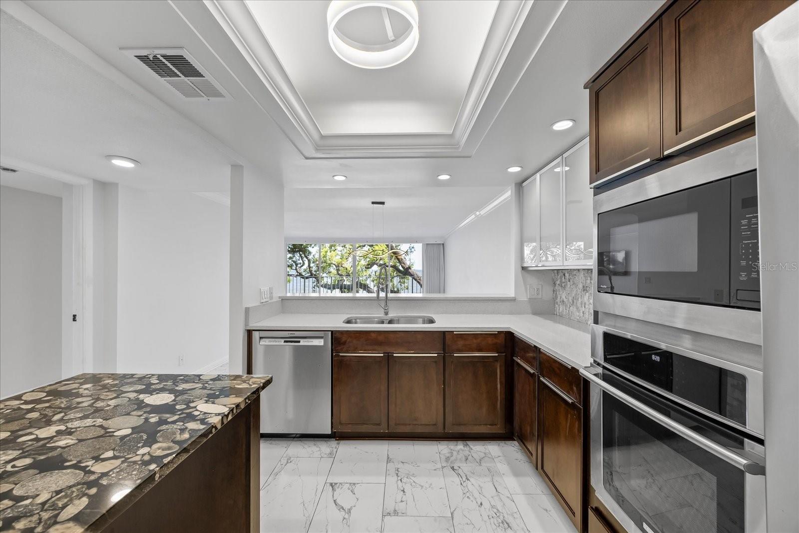 2611 BAYSHORE BLVD #207, TAMPA, FL, 33629