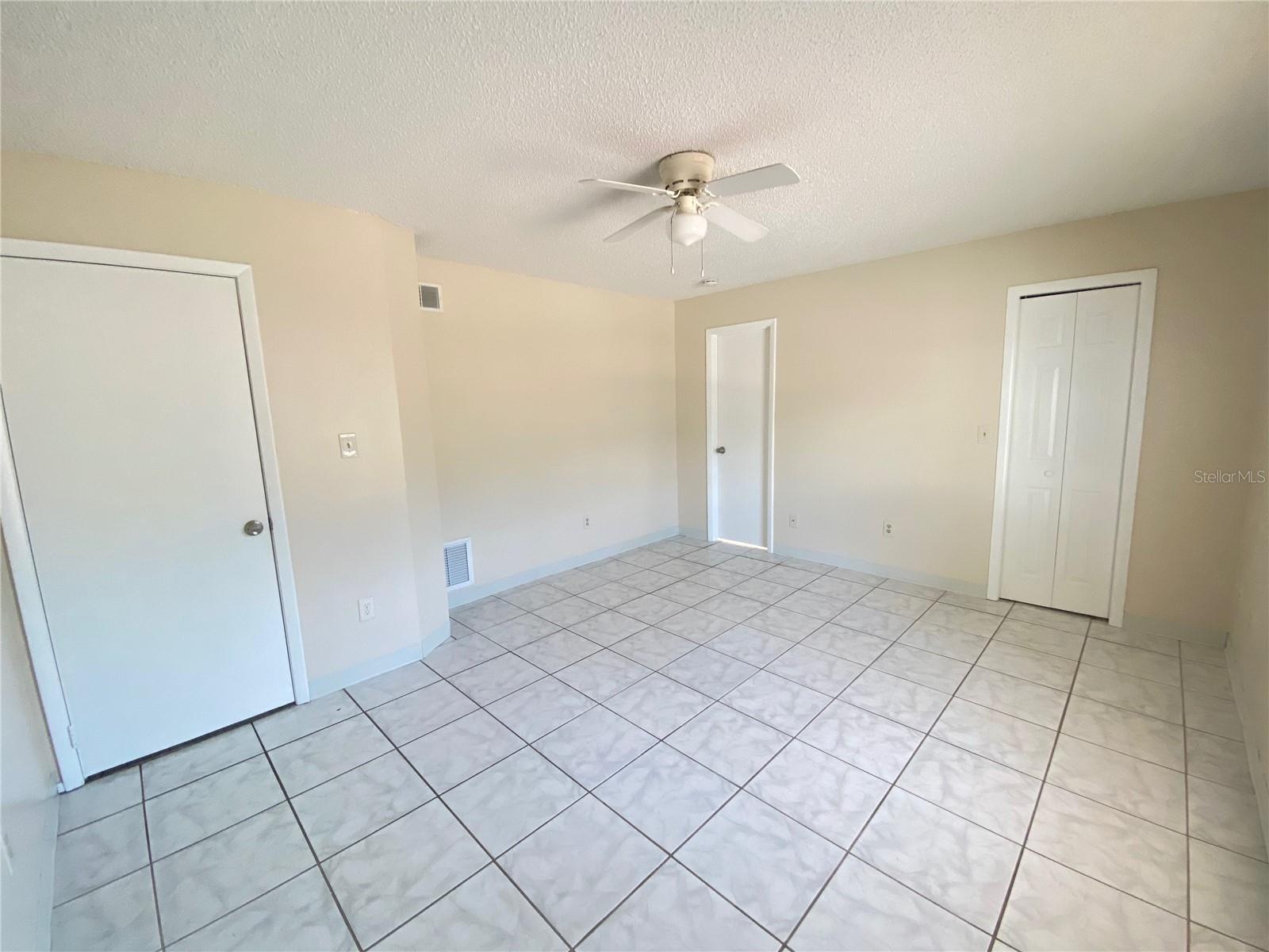 308 S SHADOW BAY DR, ORLANDO, FL, 32825
