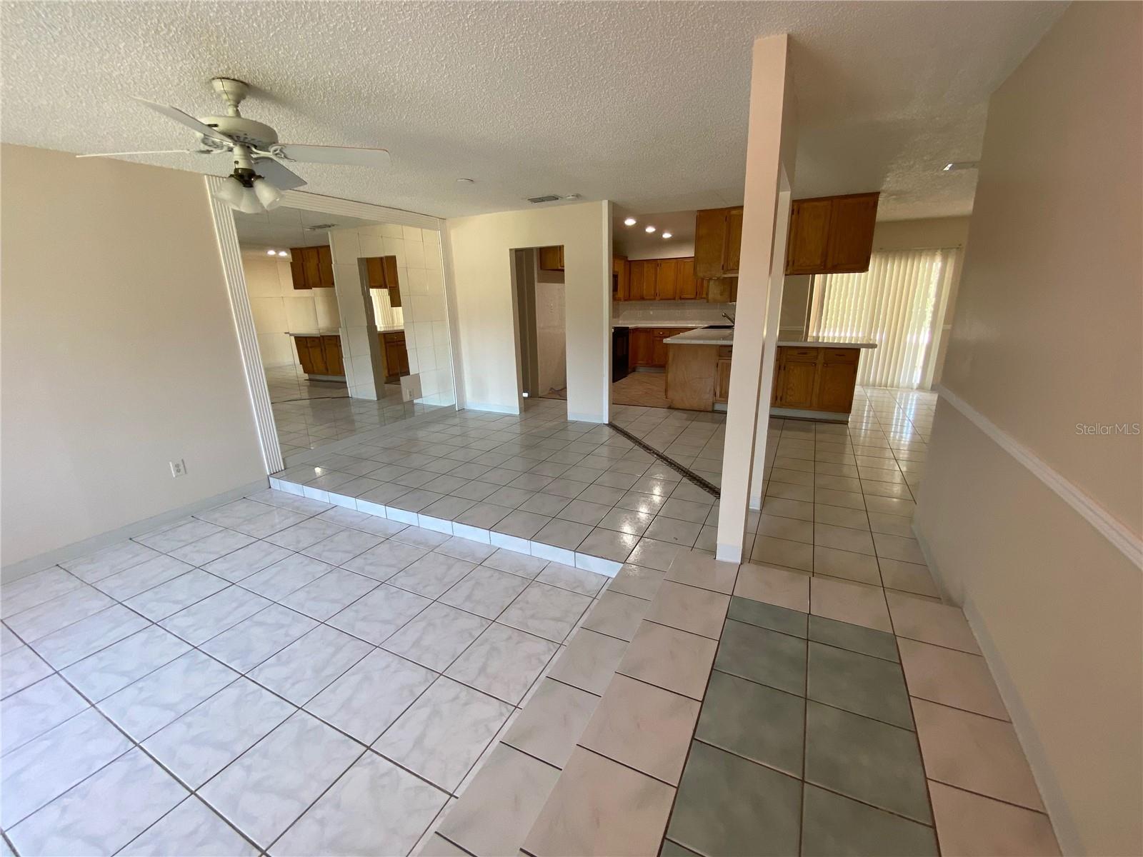 308 S SHADOW BAY DR, ORLANDO, FL, 32825