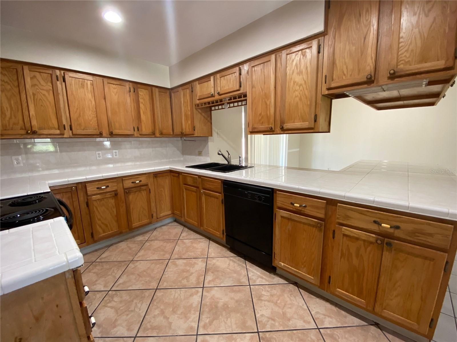 308 S SHADOW BAY DR, ORLANDO, FL, 32825