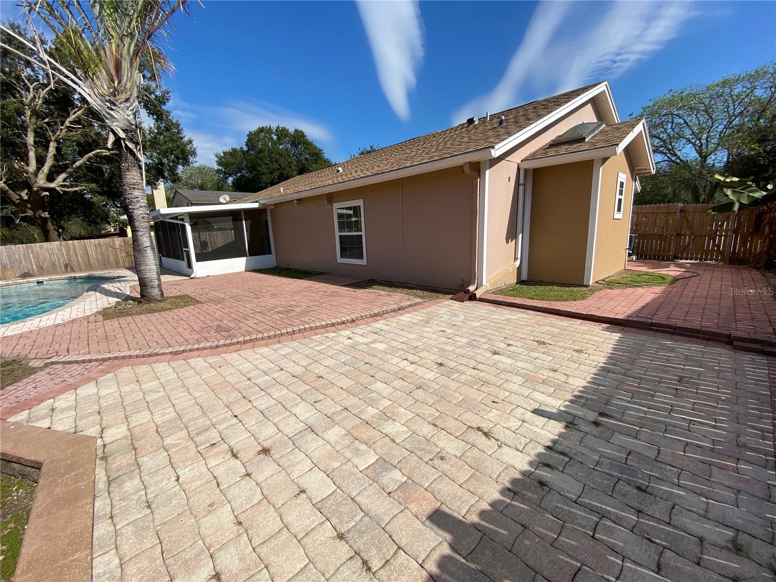 308 S SHADOW BAY DR, ORLANDO, FL, 32825