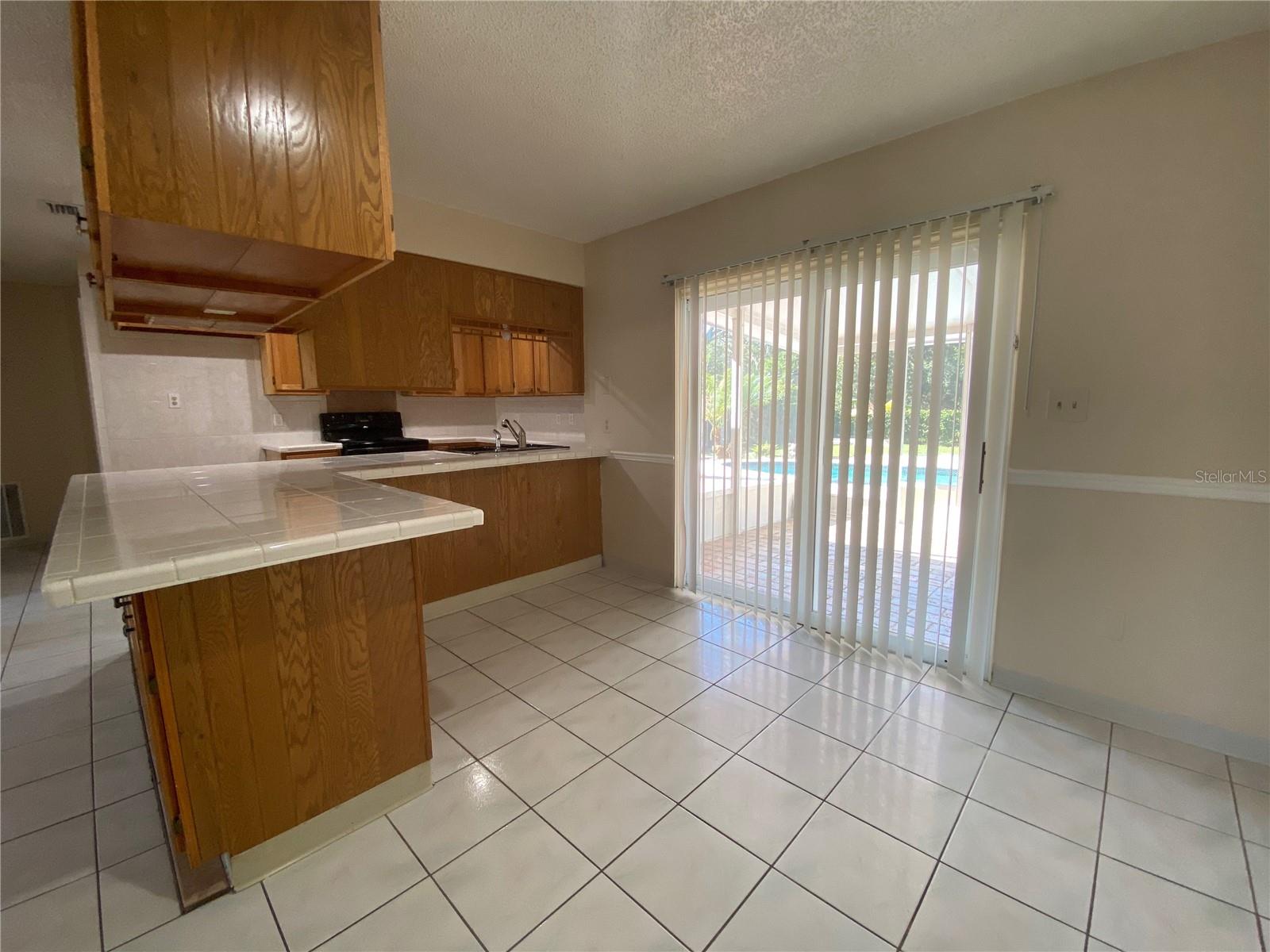 308 S SHADOW BAY DR, ORLANDO, FL, 32825