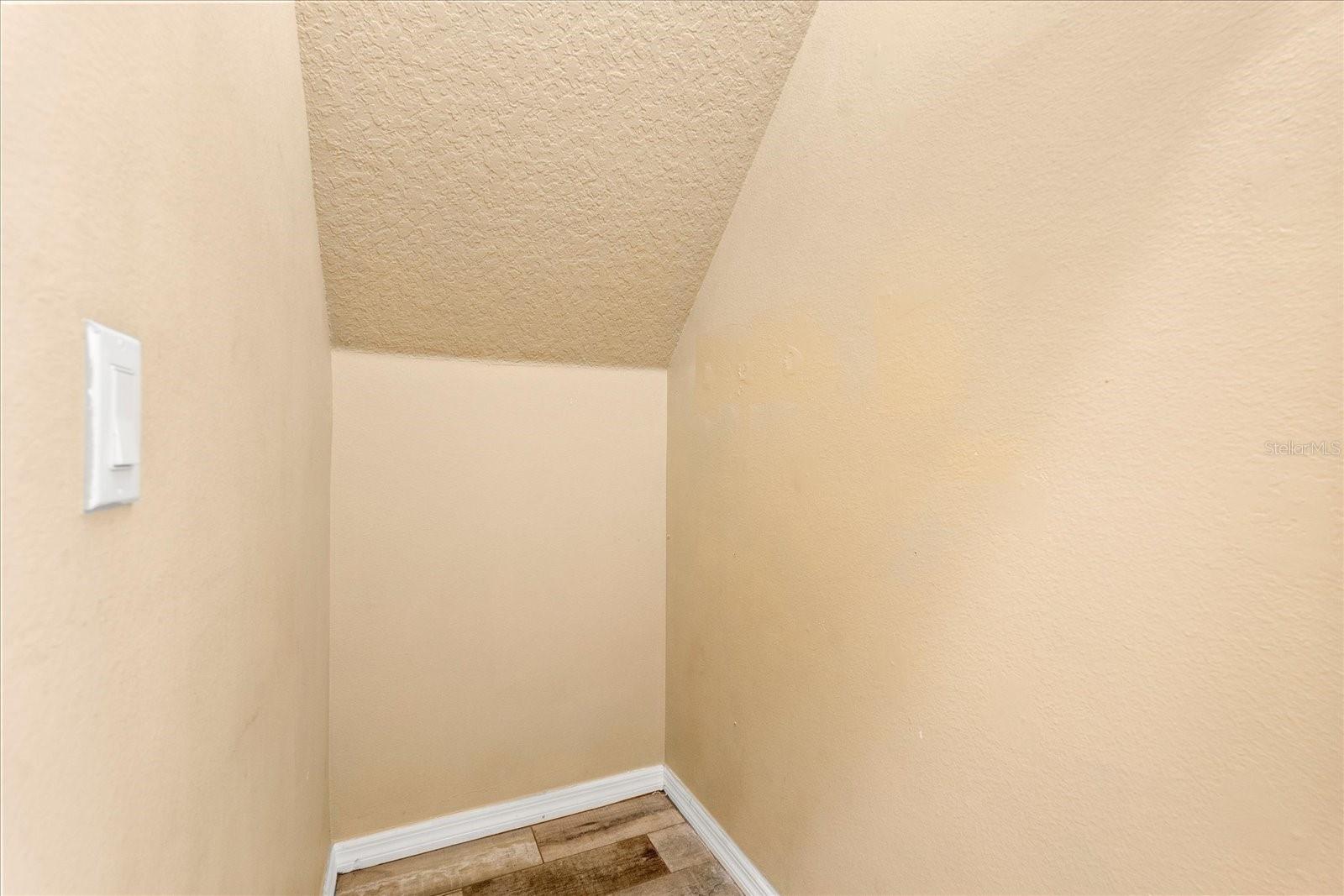 9469 EDENSHIRE CIR, ORLANDO, FL, 32836