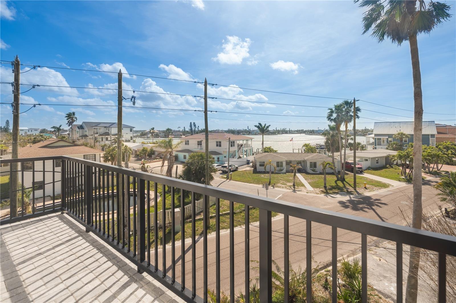 187 145TH AVE E #4, MADEIRA BEACH, FL, 33708