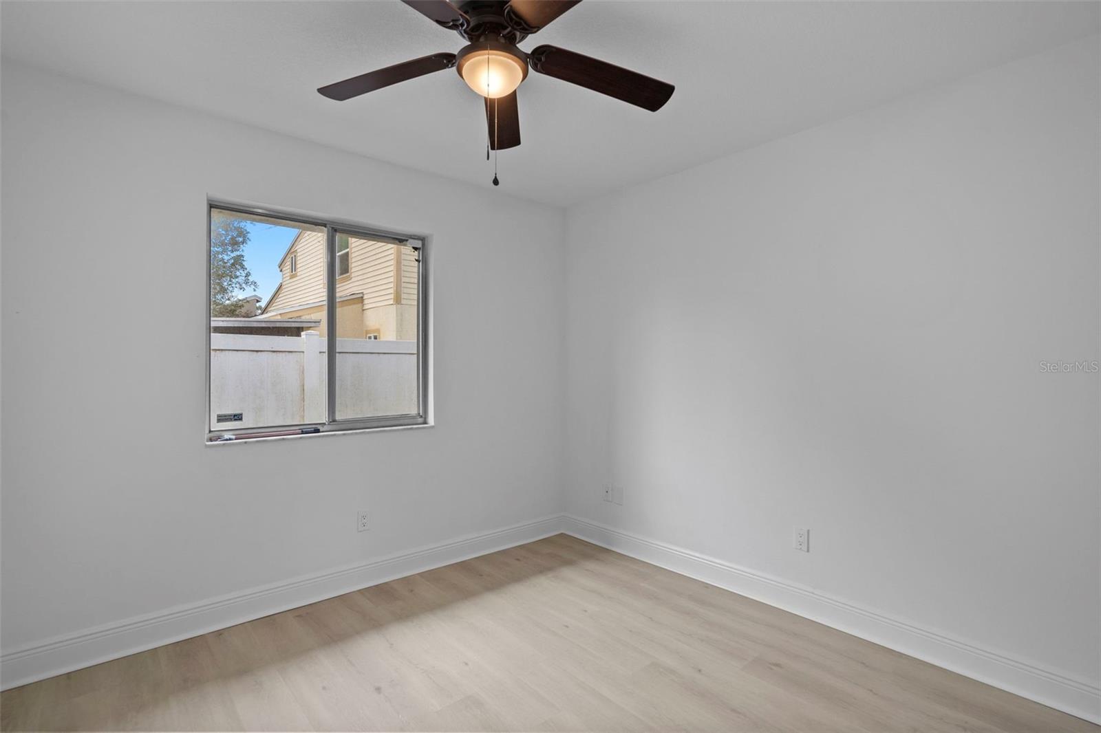 211 S DEERWOOD AVE, ORLANDO, FL, 32825