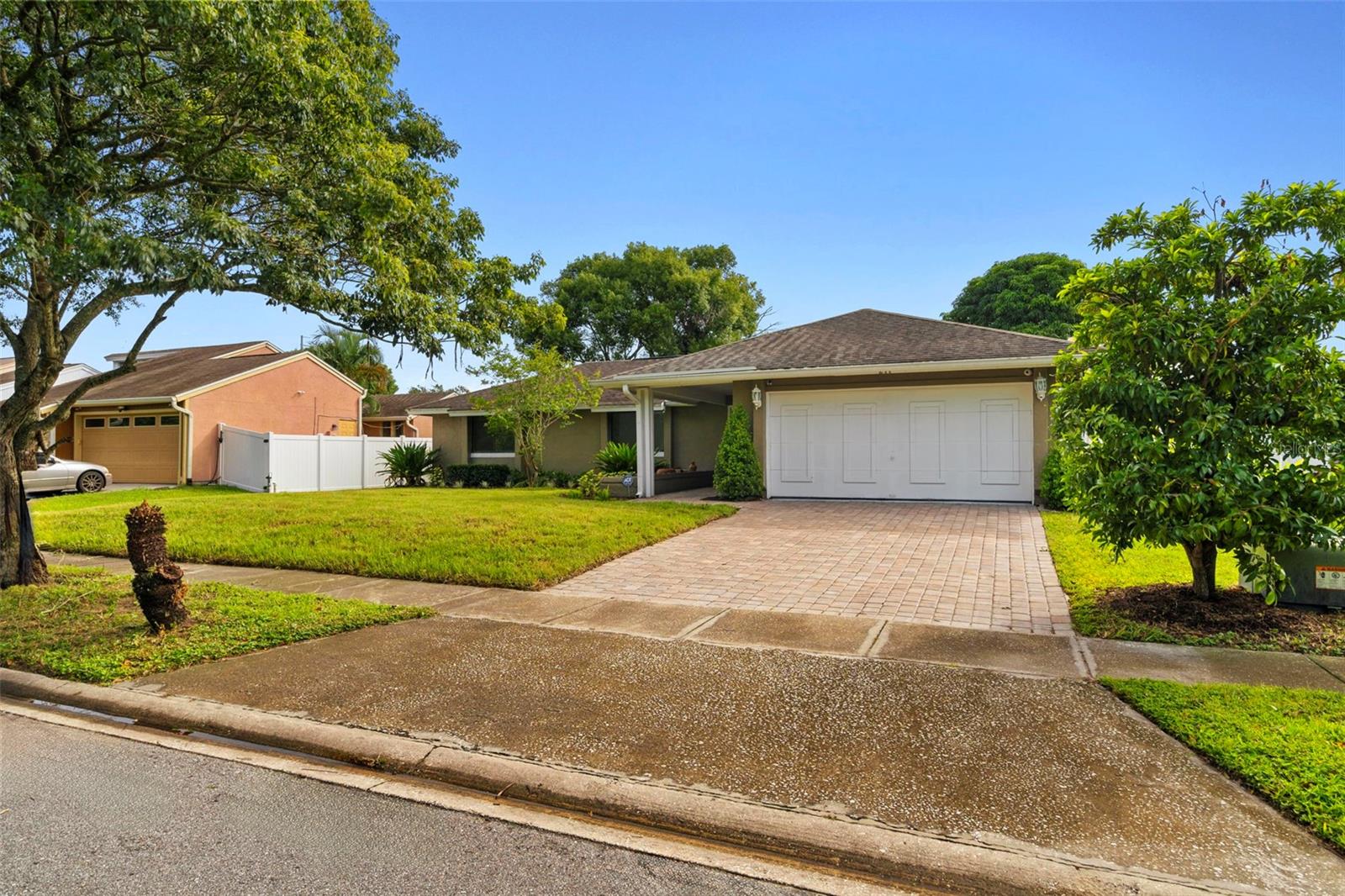 211 S DEERWOOD AVE, ORLANDO, FL, 32825