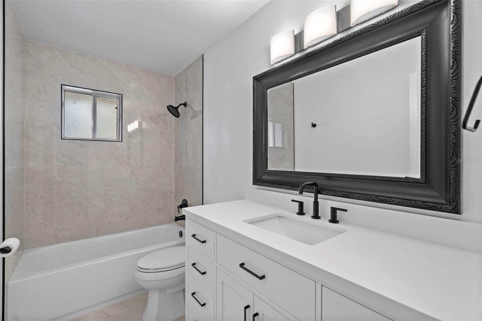 211 S DEERWOOD AVE, ORLANDO, FL, 32825