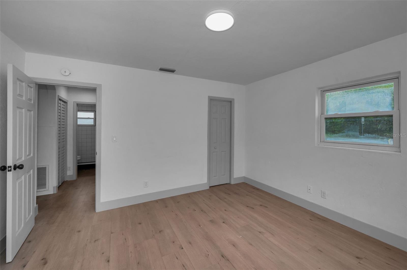9451 LAKE DR, NEW PORT RICHEY, FL, 34654