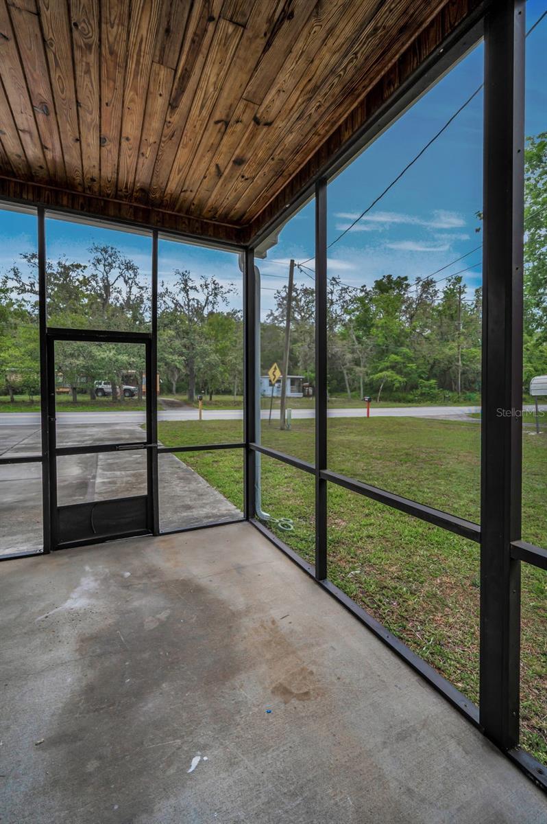 9451 LAKE DR, NEW PORT RICHEY, FL, 34654