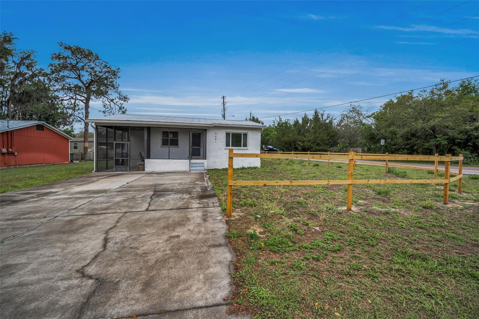 9451 LAKE DR, NEW PORT RICHEY, FL, 34654