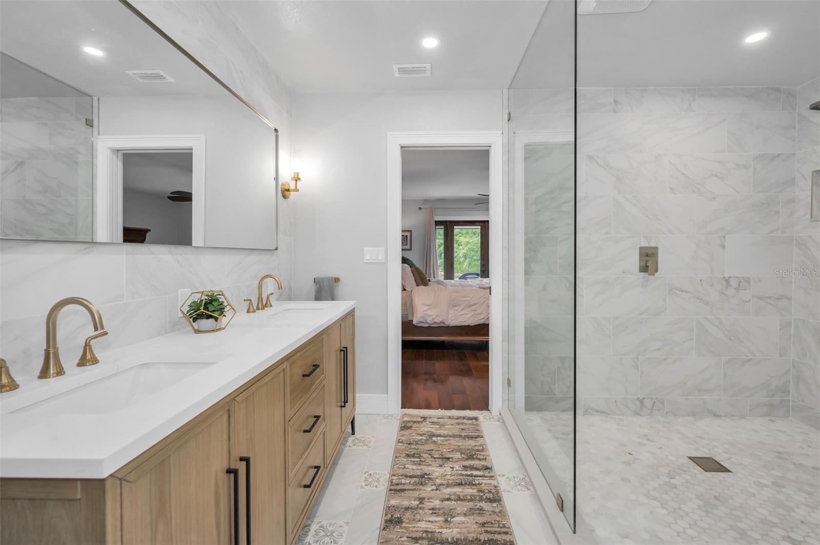 3603 SCHEFFLERA RD, TAMPA, FL, 33618