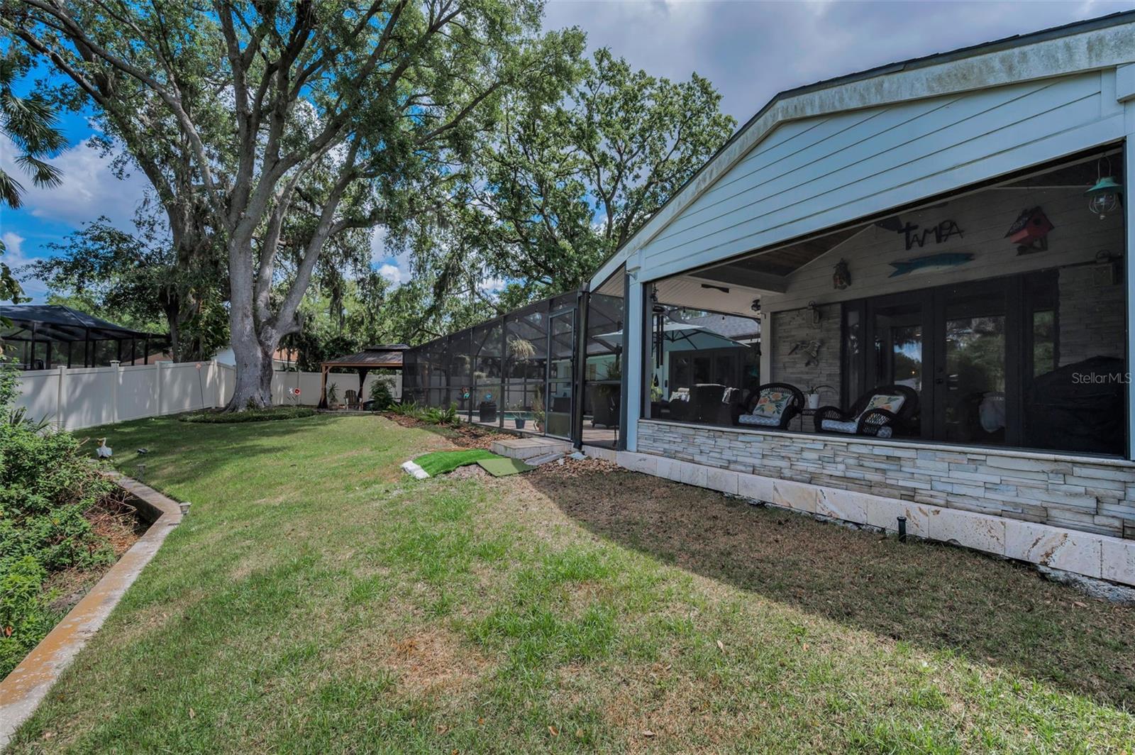 3603 SCHEFFLERA RD, TAMPA, FL, 33618