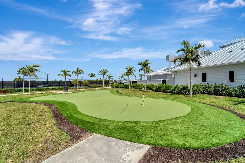 15719 BAREFOOT BEACH DR, LAKEWOOD RANCH, FL, 34211